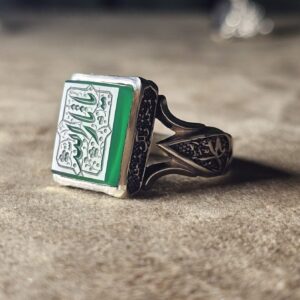 انگشتر نقره مردانه طرح یا ثارالله با نگین عقیق سبز