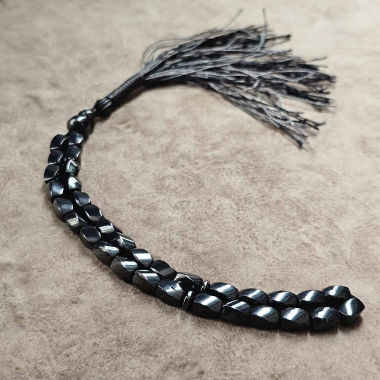 تسبیح حدید اصل ۳۳ دانه طرح پیچ ریز – نمای کلی