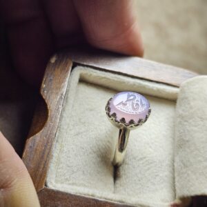 انگشتر نقره روس دخترانه عقیق سوسنی یا فاطمه