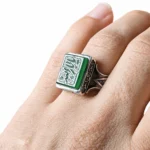 انگشتر نقره مردانه عقیق طبیعی یا ثارالله روی دست