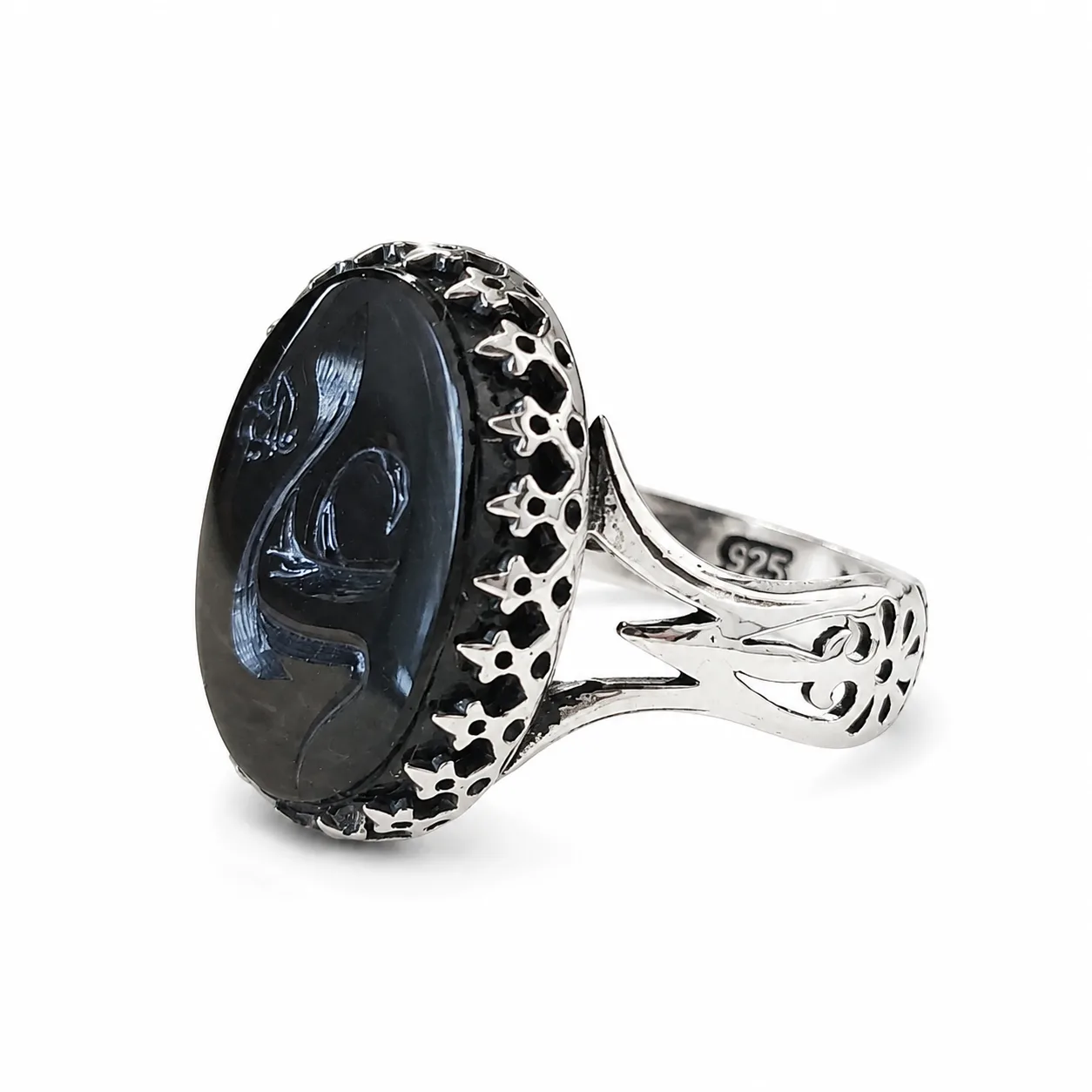 mens-silver-ya-ali-natural-agate-ring-main انگشتر نقره مردانه با نگین عقیق طبیعی حکاکی یا علی و رکاب طرح نیزه