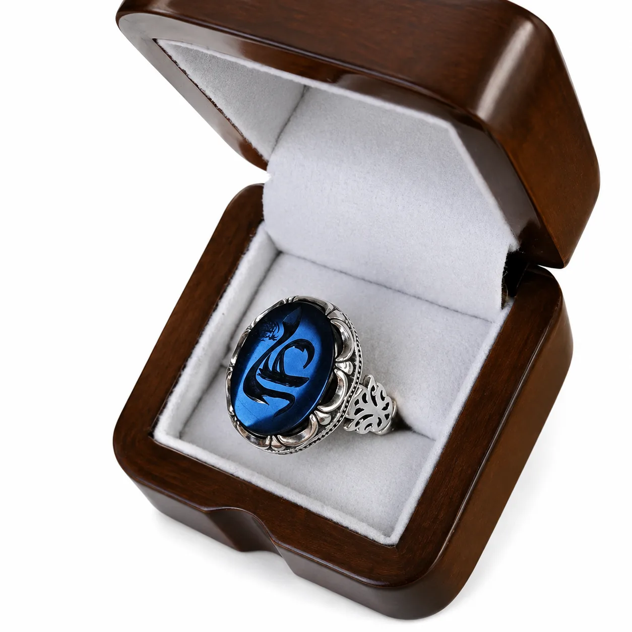 natural-agate-ali-silver-ring-wooden-box انگشتر نقره عقیق طبیعی حکاکی علی (ع) داخل جعبه چوبی