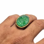 انگشتر عقیق سبز مردانه طرح خیبر با رکاب علی داخل جعبه